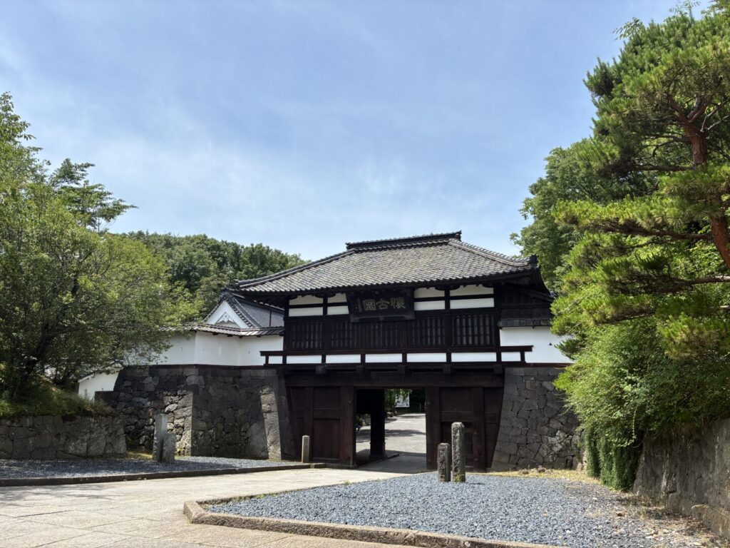 懐古園 三の門 外観