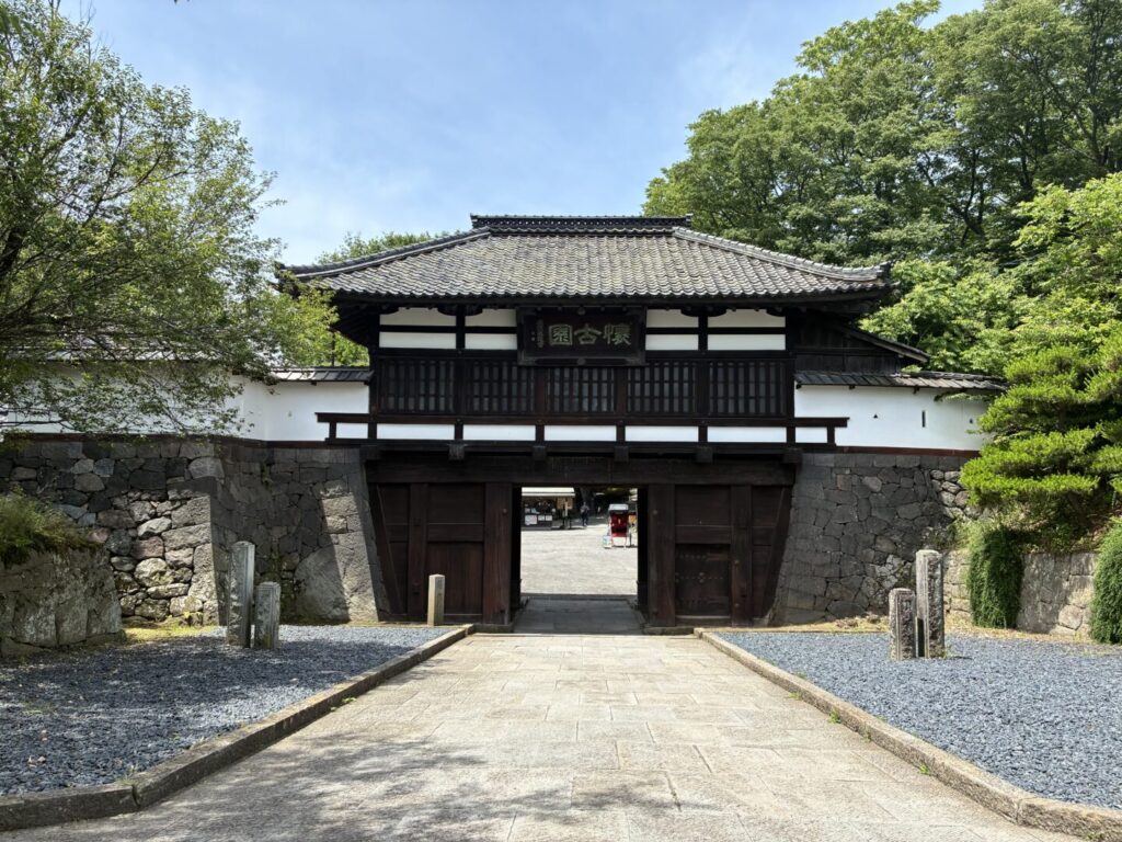懐古園 三の門 外観